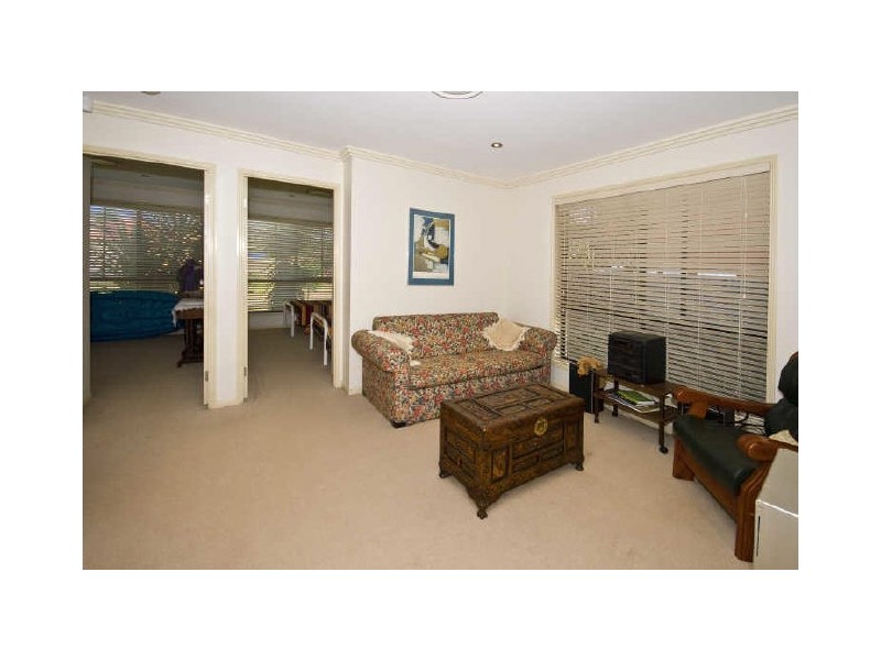 7 Kimbolton Drive, Redland Bay QLD 4165