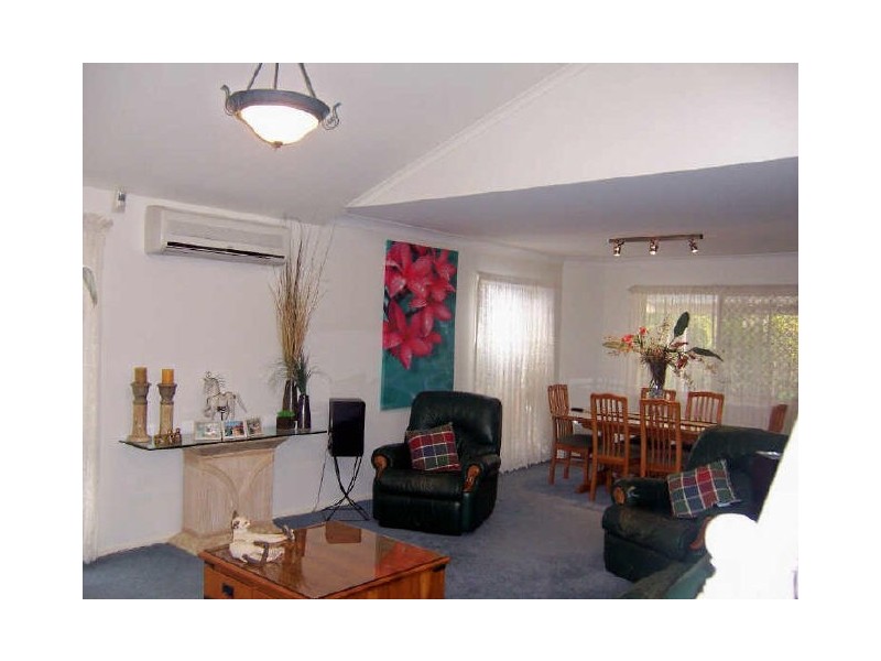 19 Bangalow Street, Victoria Point QLD 4165