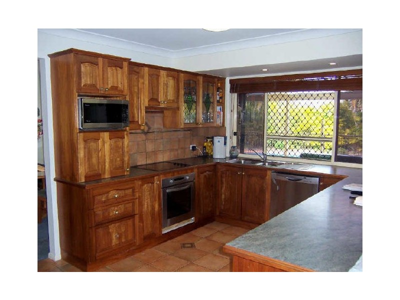 19 Bangalow Street, Victoria Point QLD 4165