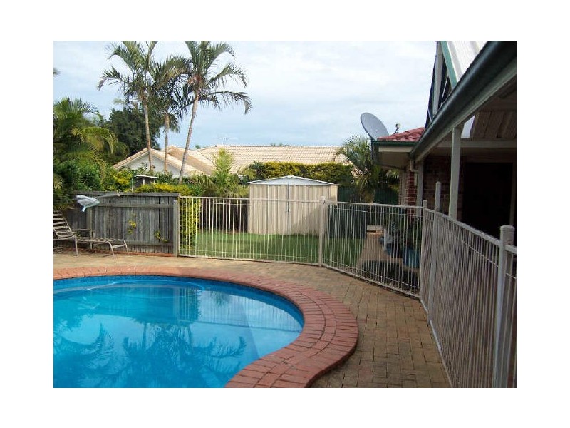 19 Bangalow Street, Victoria Point QLD 4165