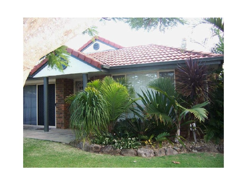 6 Gleneagles Court, Redland Bay QLD 4165