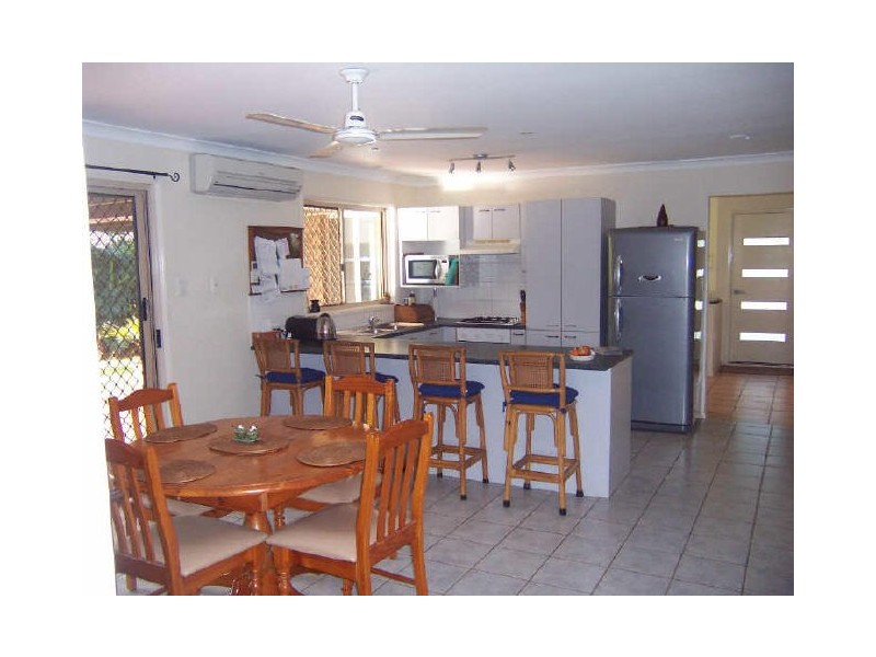 6 Gleneagles Court, Redland Bay QLD 4165