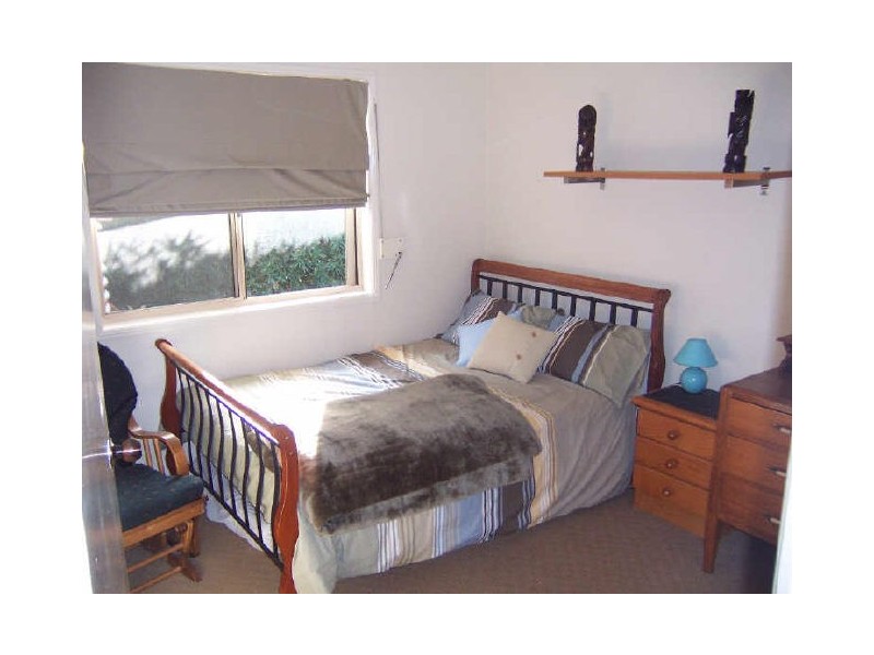 6 Gleneagles Court, Redland Bay QLD 4165