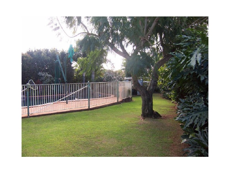 6 Gleneagles Court, Redland Bay QLD 4165