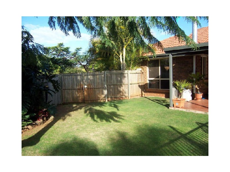 6 Gleneagles Court, Redland Bay QLD 4165