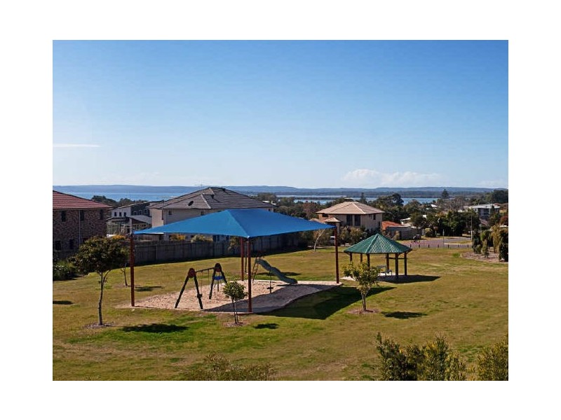 10 Horizon Place, Redland Bay QLD 4165