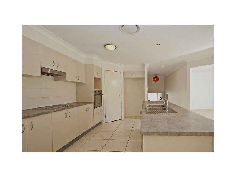 4 Stella Court, Redland Bay QLD 4165