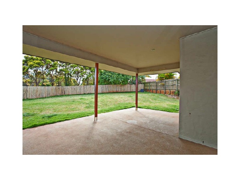 4 Stella Court, Redland Bay QLD 4165