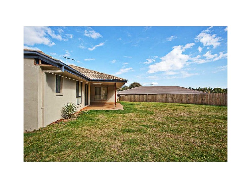 4 Stella Court, Redland Bay QLD 4165