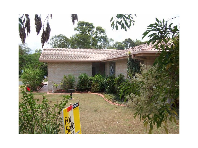 15 Buckler Court, Redland Bay QLD 4165