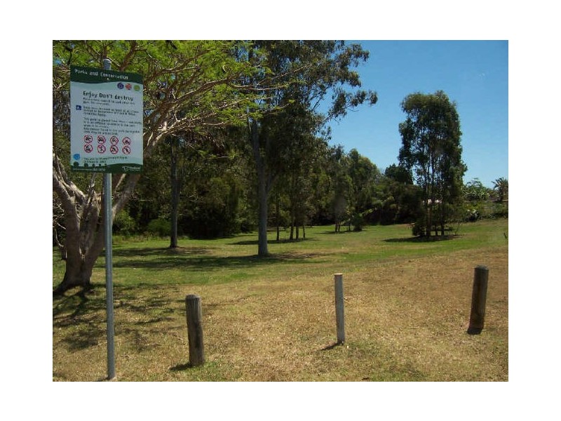 15 Buckler Court, Redland Bay QLD 4165