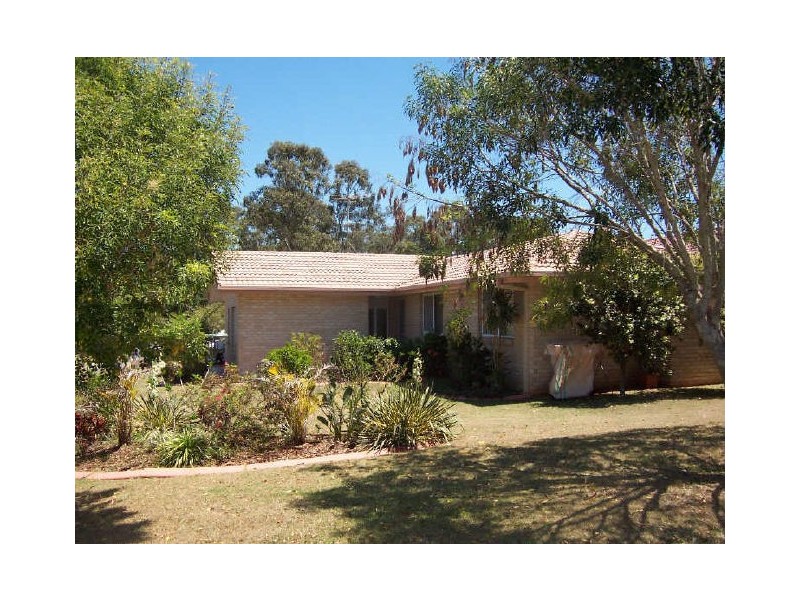 15 Buckler Court, Redland Bay QLD 4165