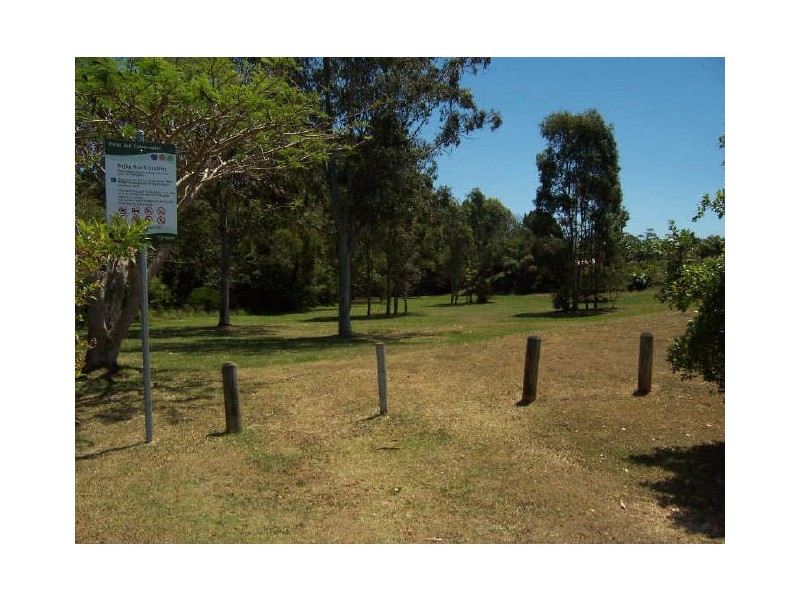 15 Buckler Court, Redland Bay QLD 4165