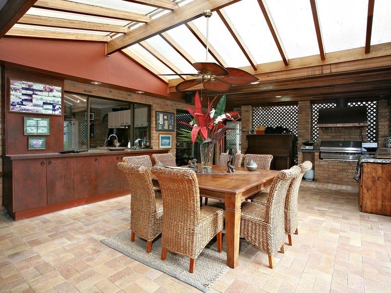 4 Waterfront Easement, Redland Bay QLD 4165