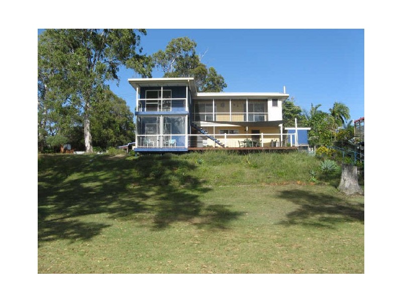 37 Jan Street, Macleay Island QLD 4184