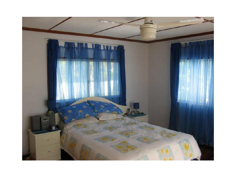 37 Jan Street, Macleay Island QLD 4184