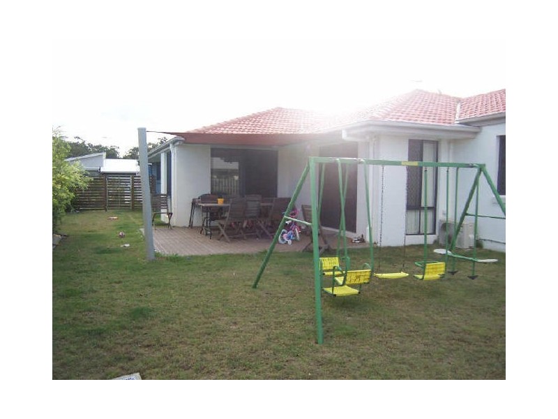 24 Aqua Cres, Redland Bay QLD 4165