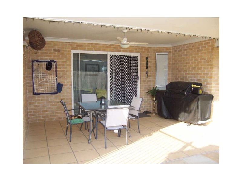 8 Lamb Close, Victoria Point QLD 4165