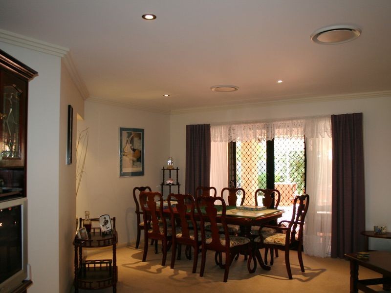 7 Kimbolton Drive, Redland Bay QLD 4165