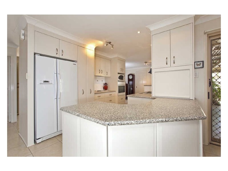 7 Anita Street, Redland Bay QLD 4165