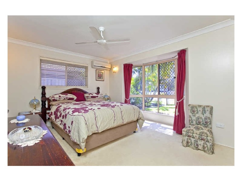 7 Anita Street, Redland Bay QLD 4165