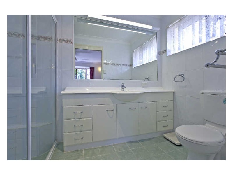 7 Anita Street, Redland Bay QLD 4165