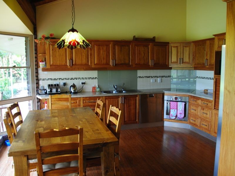 71-81 Lagoon View Road, Redland Bay QLD 4165