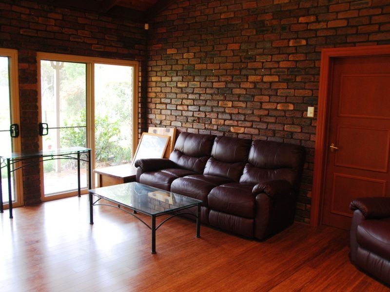 71-81 Lagoon View Road, Redland Bay QLD 4165