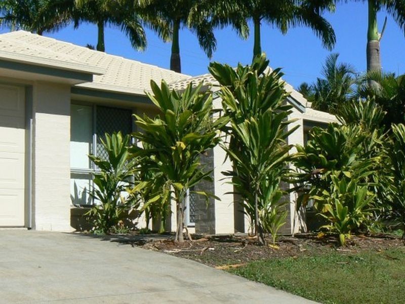 4 St Bees Close, Redland Bay QLD 4165