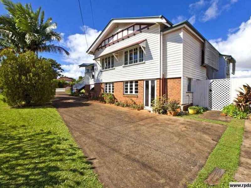 21 Weinam Street, Redland Bay QLD 4165