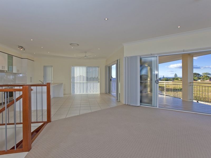 9 Omac Street, Redland Bay QLD 4165