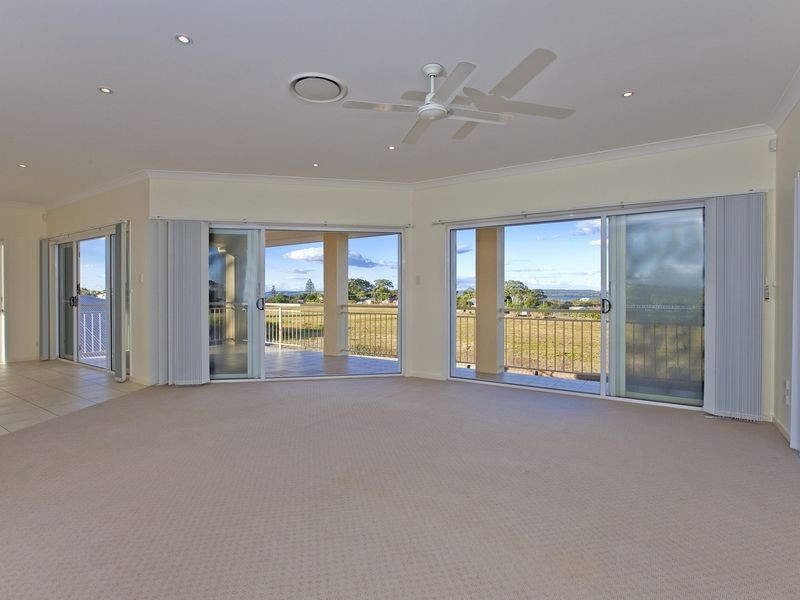 9 Omac Street, Redland Bay QLD 4165