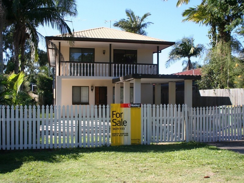 11 Mark Street, Redland Bay QLD 4165