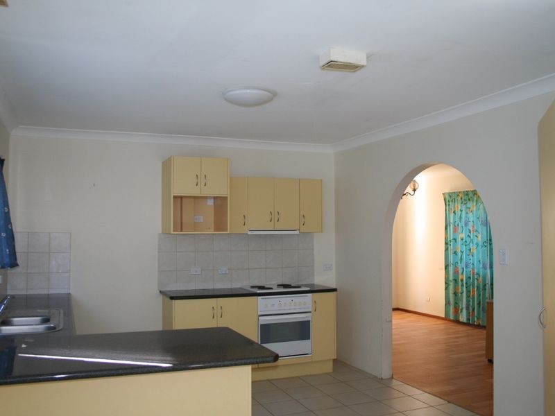 11 Mark Street, Redland Bay QLD 4165