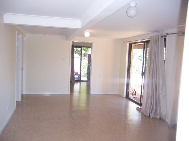 3 Gladstone Street, Redland Bay QLD 4165