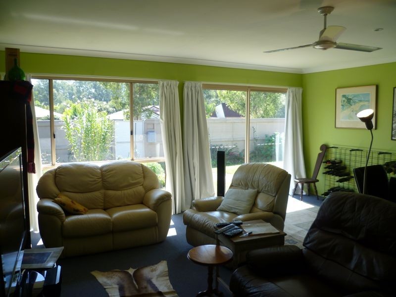 48 Boundary Street, Redland Bay QLD 4165