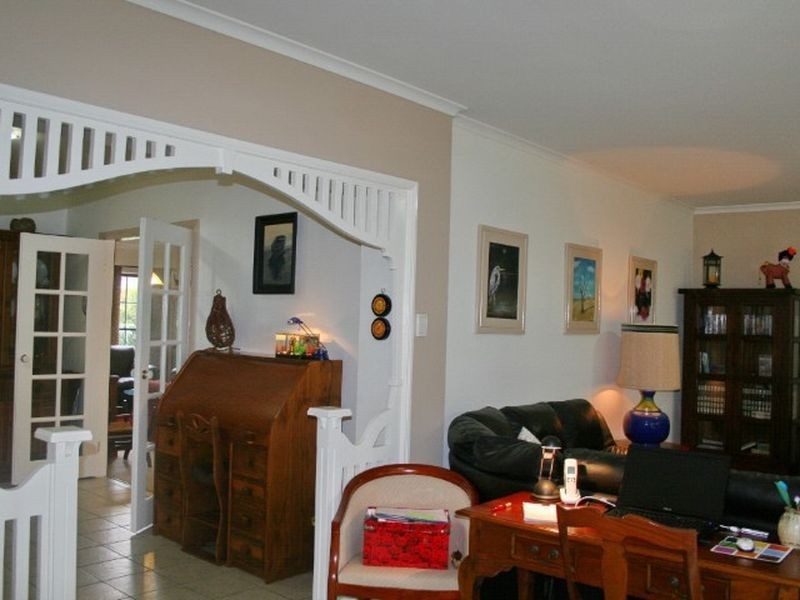 45 The Boulevard, Redland Bay QLD 4165