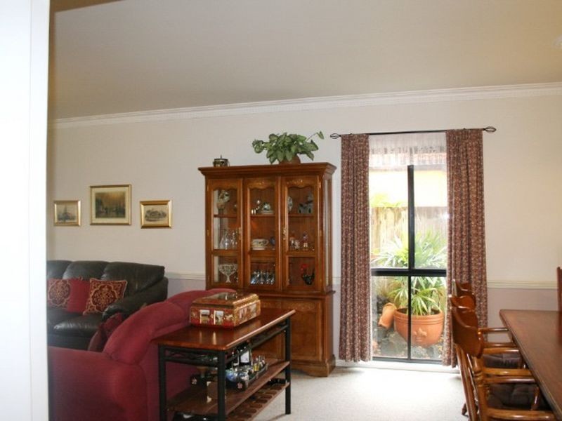 45 The Boulevard, Redland Bay QLD 4165