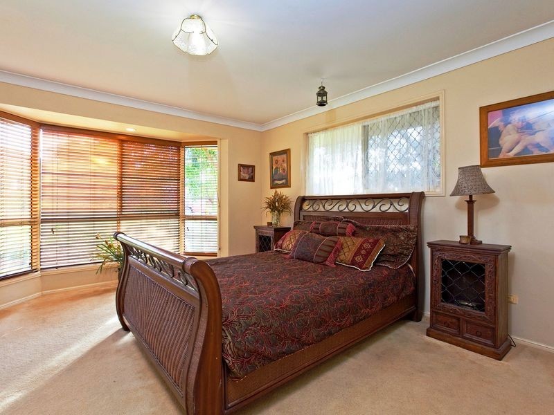 5 Newlands Street, Redland Bay QLD 4165