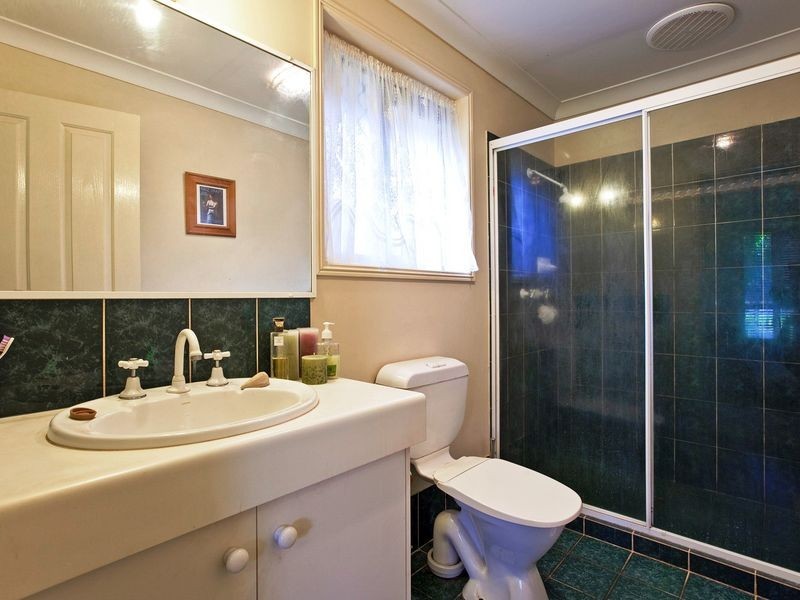 5 Newlands Street, Redland Bay QLD 4165