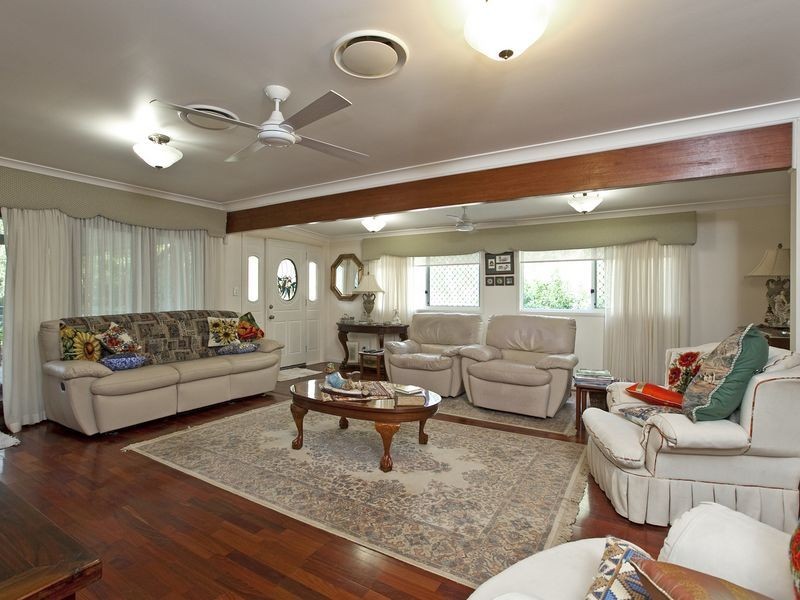 9 Double Jump Road, Redland Bay QLD 4165
