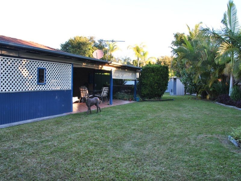 15 PENROSE AVENUE, Redland Bay QLD 4165