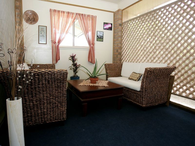 14 Mark Street, Redland Bay QLD 4165