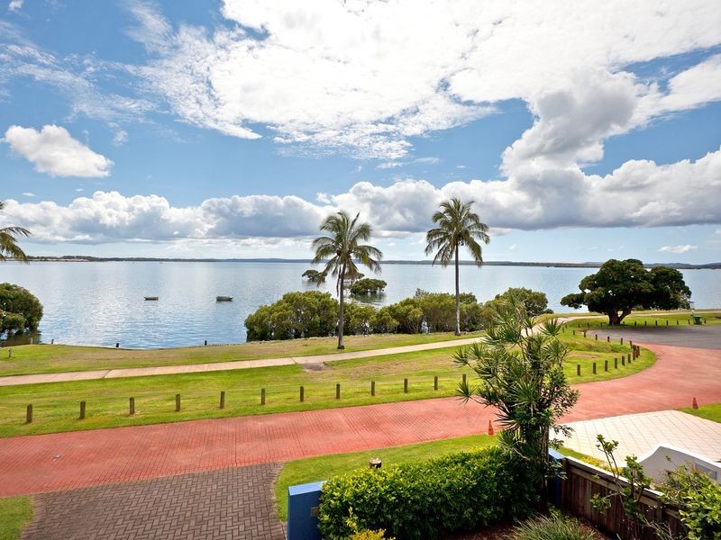 27 Esplanade, Redland Bay QLD 4165