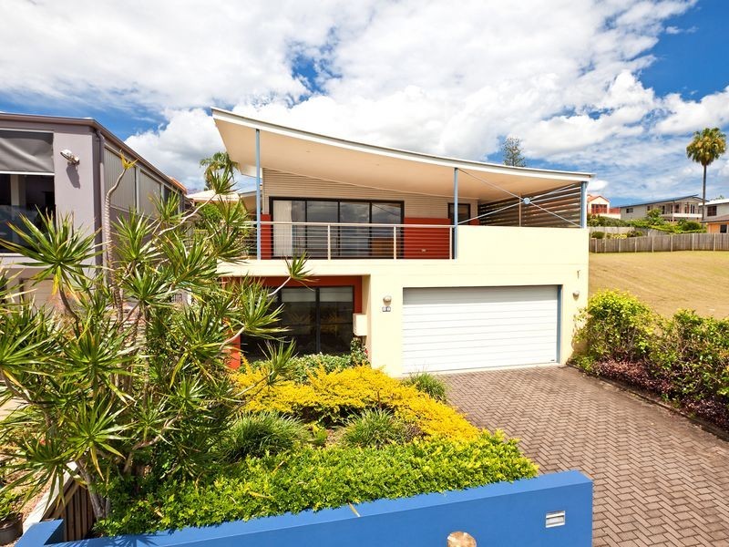 27 Esplanade, Redland Bay QLD 4165