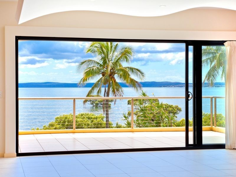27 Esplanade, Redland Bay QLD 4165