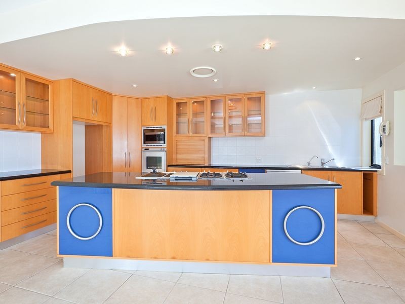 27 Esplanade, Redland Bay QLD 4165