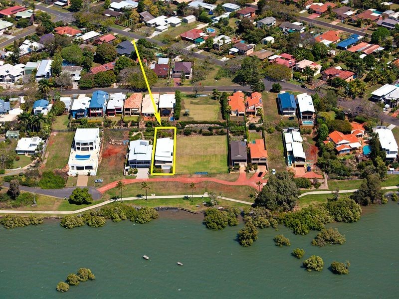 27 Esplanade, Redland Bay QLD 4165