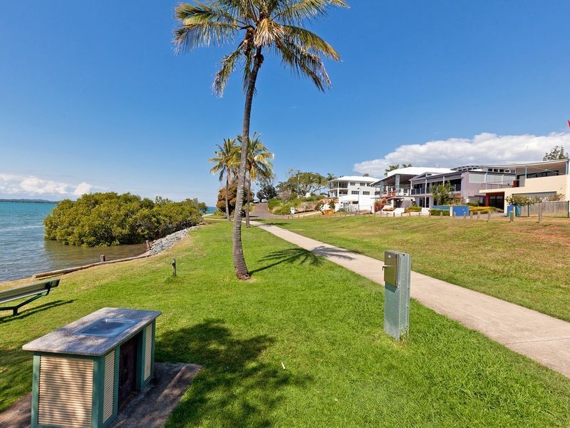 27 Esplanade, Redland Bay QLD 4165