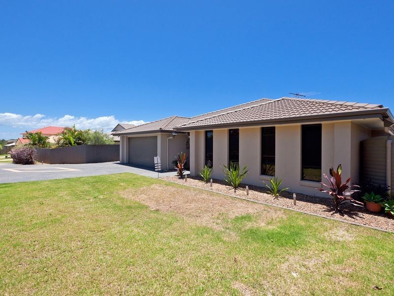 6 Omac Street, Redland Bay QLD 4165
